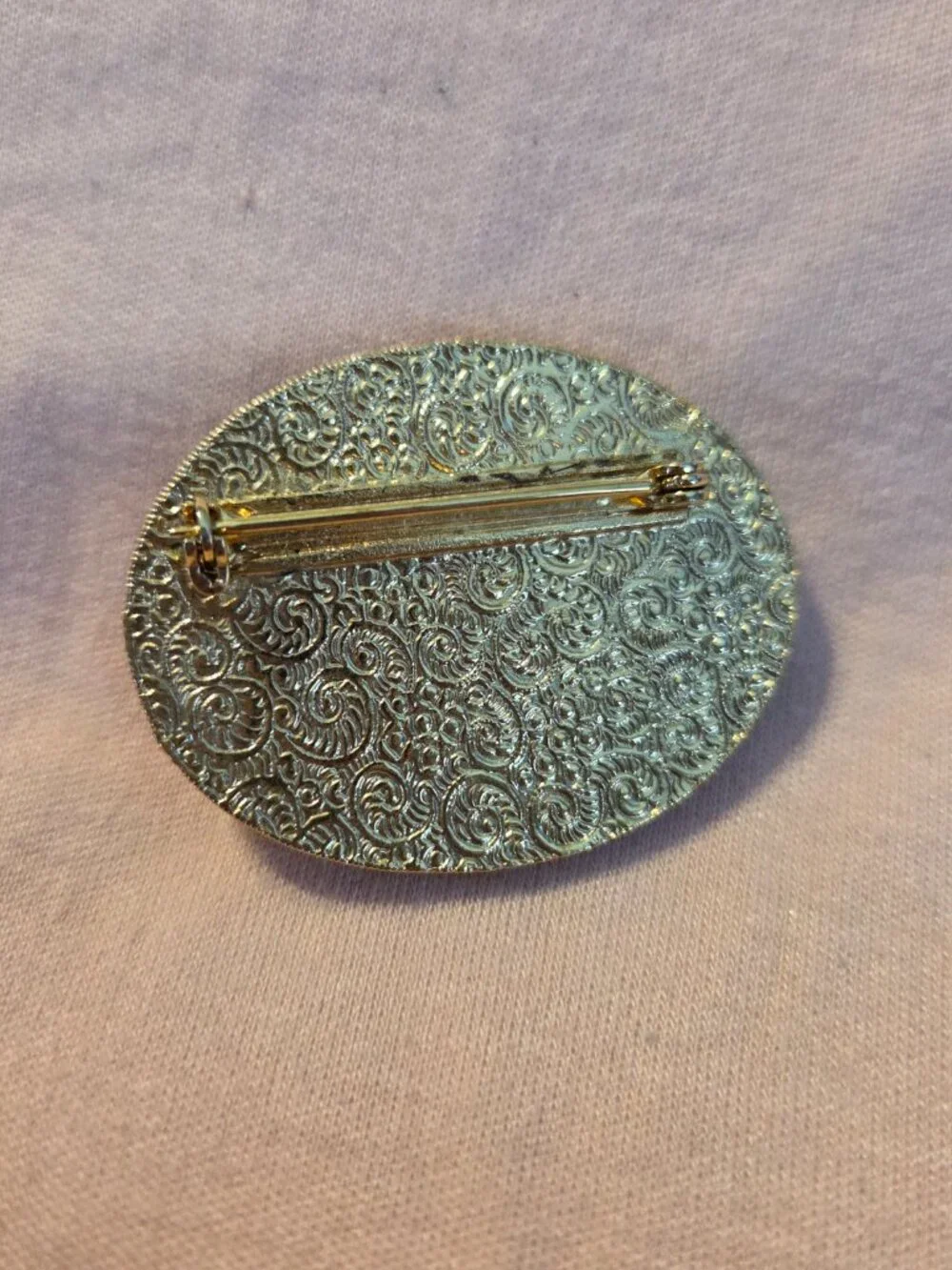 Vintage Ceramic White Rose Cameo Brooch | Oval Black and Gold-Tone Floral Pin